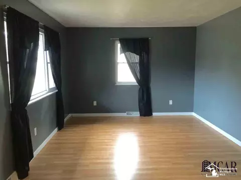 10797 Secor, Temperance, MI 48182 photo 2
