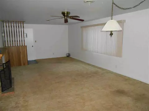 902 S Thompson, Jackson, MI 49203 photo 2