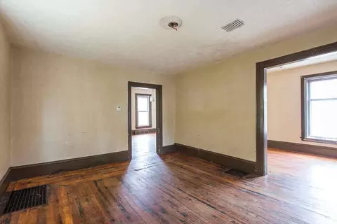 406 Griswold, Jackson, MI 49203 photo 10