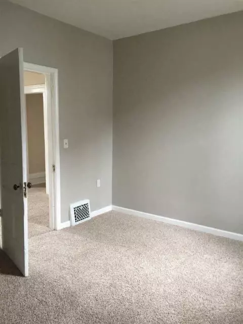 807 E Ganson, Jackson, MI 49201 photo 8