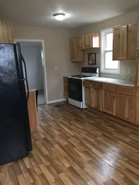 807 E Ganson, Jackson, MI 49201 photo 6