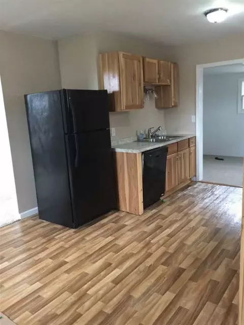 807 E Ganson, Jackson, MI 49201 photo 5