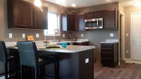 3861 Thorncrest, Jackson, MI 49203 photo 3