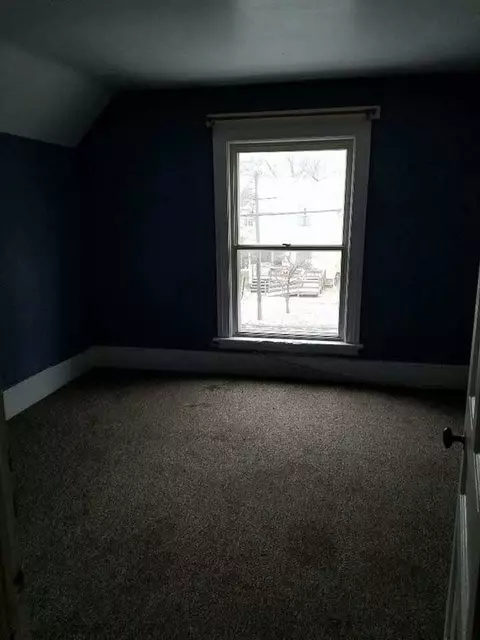137 Bates, Jackson, MI 49202 photo 8