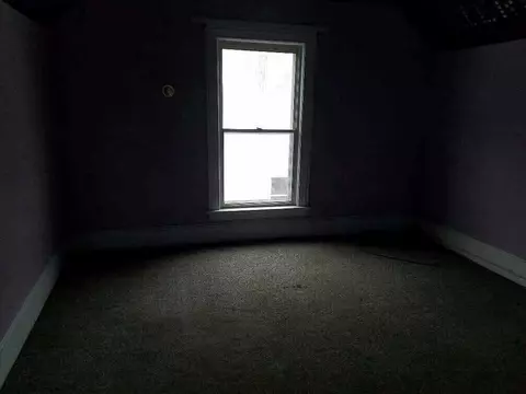 137 Bates, Jackson, MI 49202 photo 7