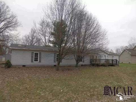 451 Nadeau, Monroe, MI 48162 photo 1