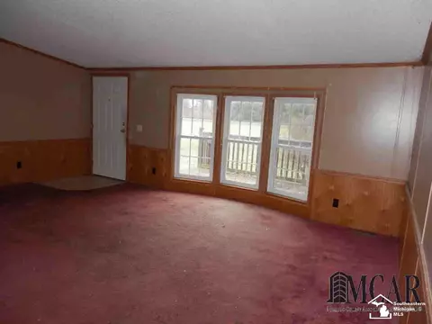 451 Nadeau, Monroe, MI 48162 photo 2