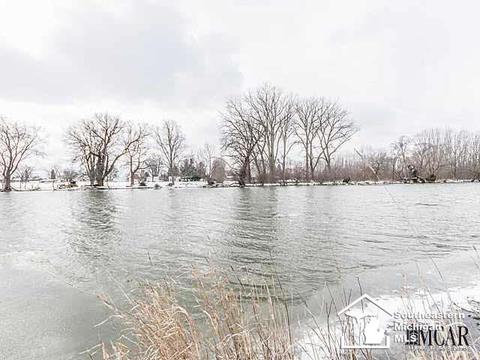 8871 N Custer Rd, Monroe, MI 48162 photo 8