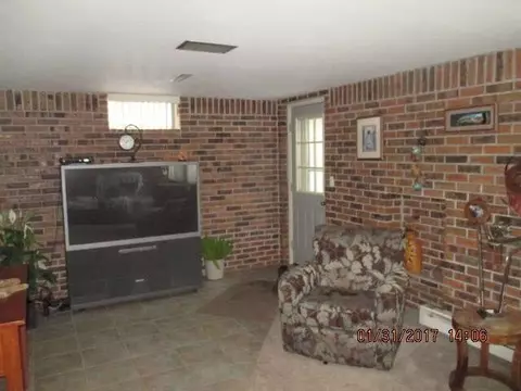 4135 Ridge, Jackson, MI 49201 photo 4