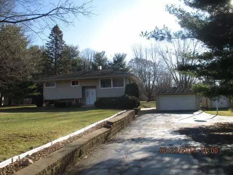 4135 Ridge, Jackson, MI 49201 photo 1
