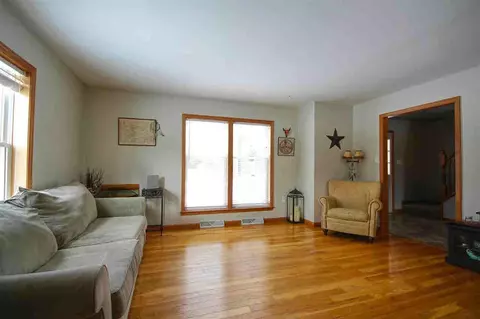 5701 Kibby, Jackson, MI 49201 photo 7