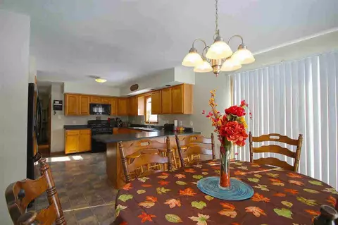 5701 Kibby, Jackson, MI 49201 photo 9