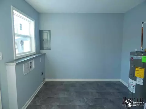 588 First, Dundee, MI 48131 photo 9