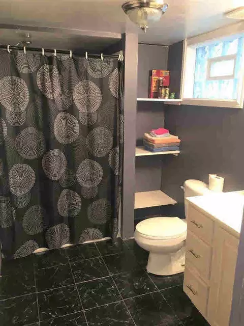 606 Loomis, Jackson, MI 49202 photo 15