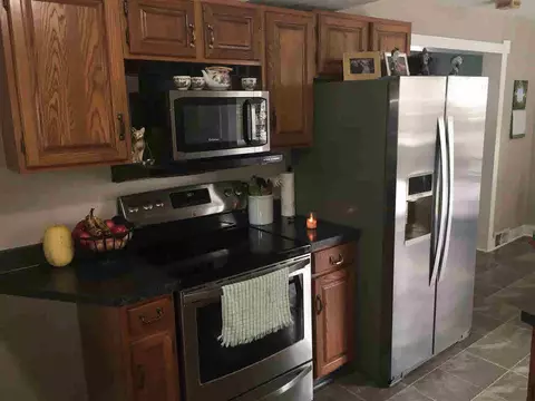 606 Loomis, Jackson, MI 49202 photo 2