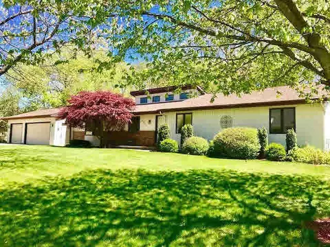 4377 Scott Carpenter, Jackson, MI 49201 photo 1