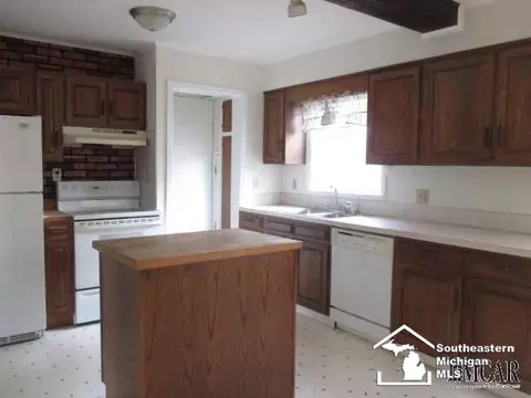 428 Bentley, Monroe, MI 48162 photo 5