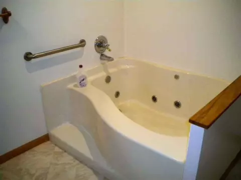 3455 Tracey, Jackson, MI 49203 photo 8