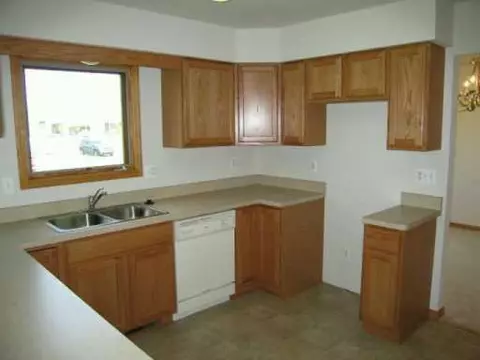 487 Coventry, Dexter, MI 48130 photo 5