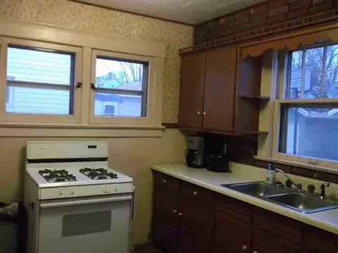 319 Seventh, Jackson, MI 49201 photo 13