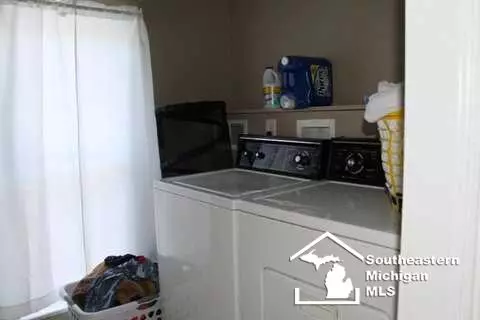 306 E Sixth, Monroe, MI 48161 photo 19