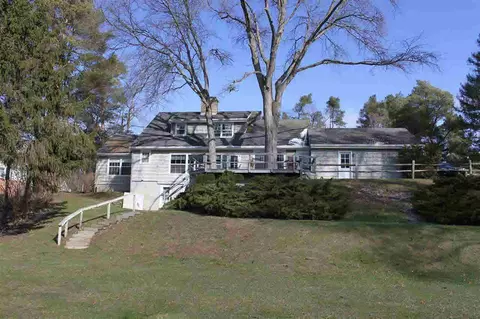 1723 Maybrook, Jackson, MI 49203 photo 2
