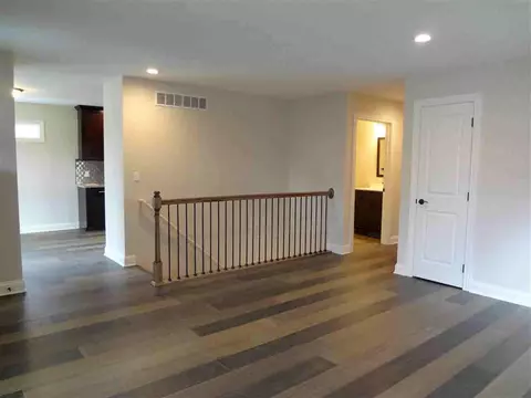 511 S Webster, Jackson, MI 49203 photo 7