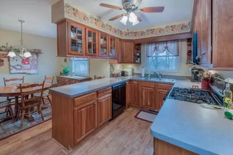525 Rutledge, Jackson, MI 49203 photo 6