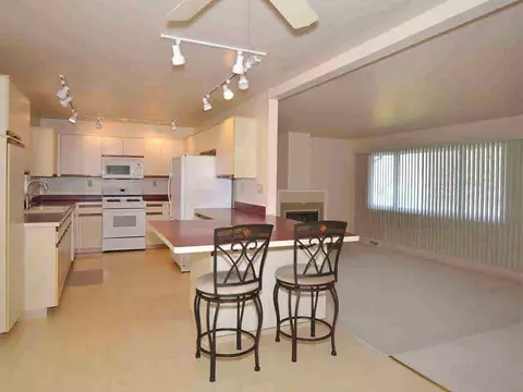 1855 W Argyle, Jackson, MI 49202 photo 3