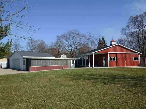 1855 W Argyle, Jackson, MI 49202 photo 2