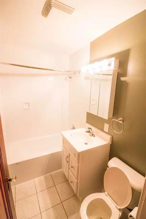 623 Orange, Jackson, MI 49202 photo 12