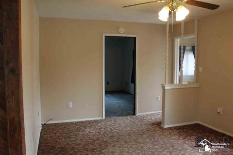 847 W Noble Ave, Monroe, MI 48162 photo 6