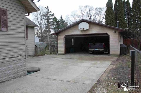 847 W Noble Ave, Monroe, MI 48162 photo 32