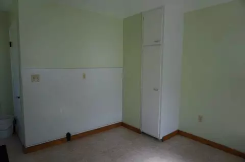 6376 Lansing, Jackson, MI 49201 photo 13