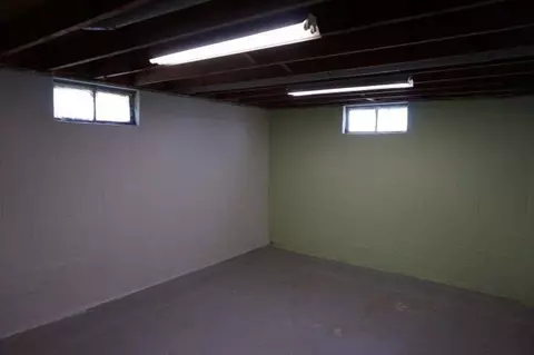 6376 Lansing, Jackson, MI 49201 photo 15