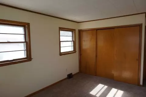 6376 Lansing, Jackson, MI 49201 photo 9