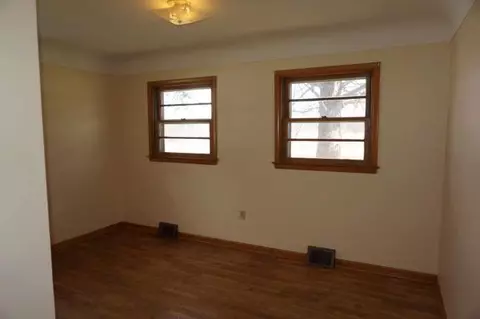 6376 Lansing, Jackson, MI 49201 photo 5