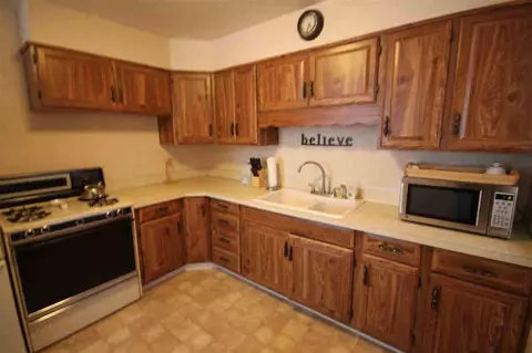 1518 Cunningham, Jackson, MI 49201 photo 4