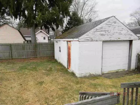 601 E Golf, Jackson, MI 49203 photo 5