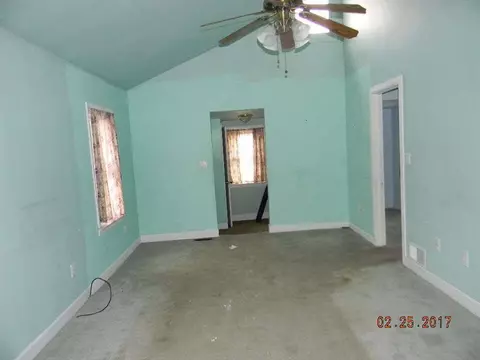 601 E Golf, Jackson, MI 49203 photo 6