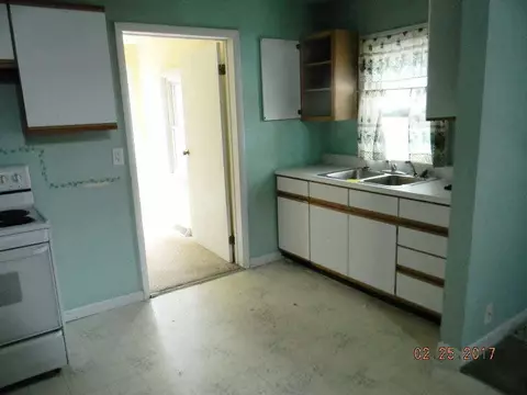 601 E Golf, Jackson, MI 49203 photo 8