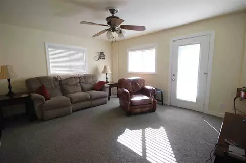 1688 Warren, Jackson, MI 49203 photo 7