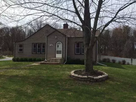 1688 Warren, Jackson, MI 49203 photo 1