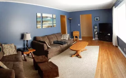 1117 Maynard, Jackson, MI 49201 photo 2
