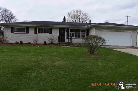 526 Augusta, Monroe, MI 48161 photo 1