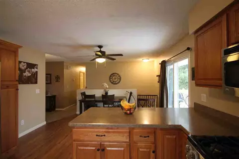 3100 John Glenn, Jackson, MI 49201 photo 29