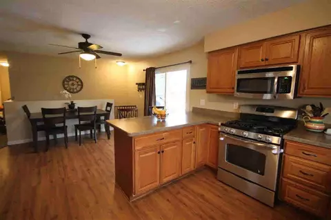 3100 John Glenn, Jackson, MI 49201 photo 28