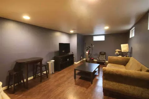 3100 John Glenn, Jackson, MI 49201 photo 4