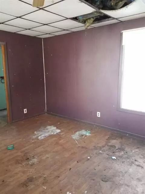 14933 Howard, Concord, MI 49237 photo 5
