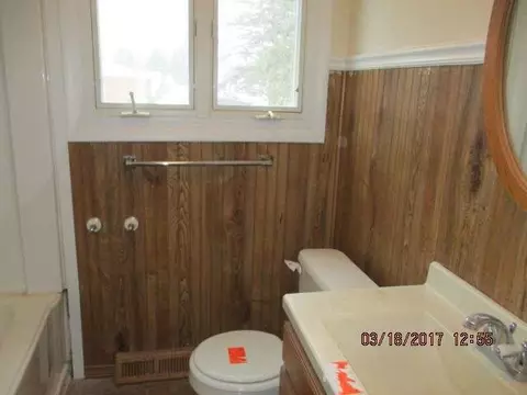 3401 Stella, Jackson, MI 49201 photo 4